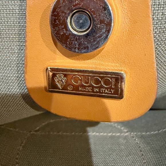 Gucci Beige Tote with Yellow and Green-Red Stripe - Picture 8 of 9